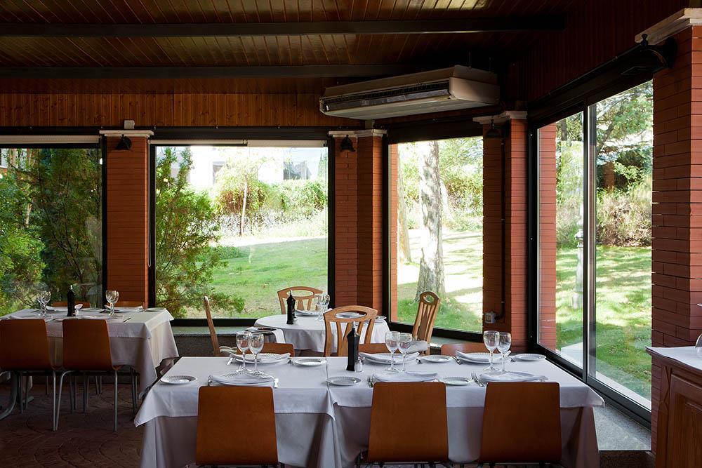 Apartamentos Th La Florida Madrid Restaurant billede