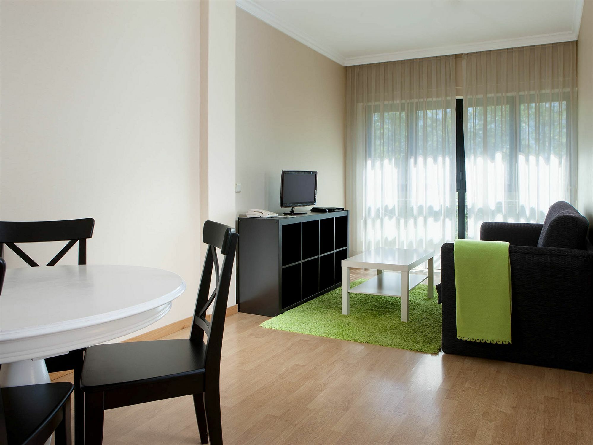 Apartamentos Th La Florida Madrid Eksteriør billede